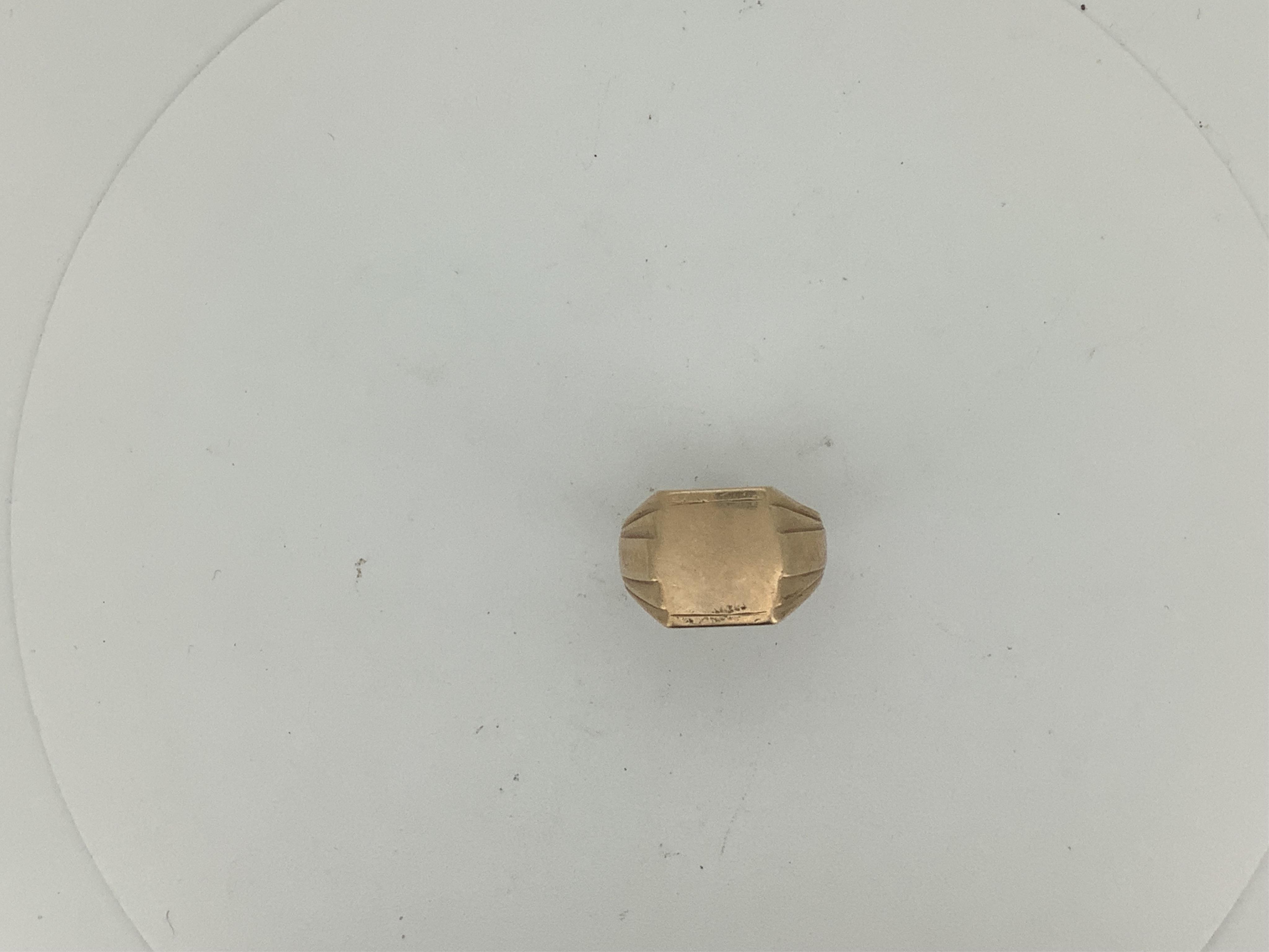 A 1950's Art Deco style 9ct gold signet ring, size M, 4.5 grams.
